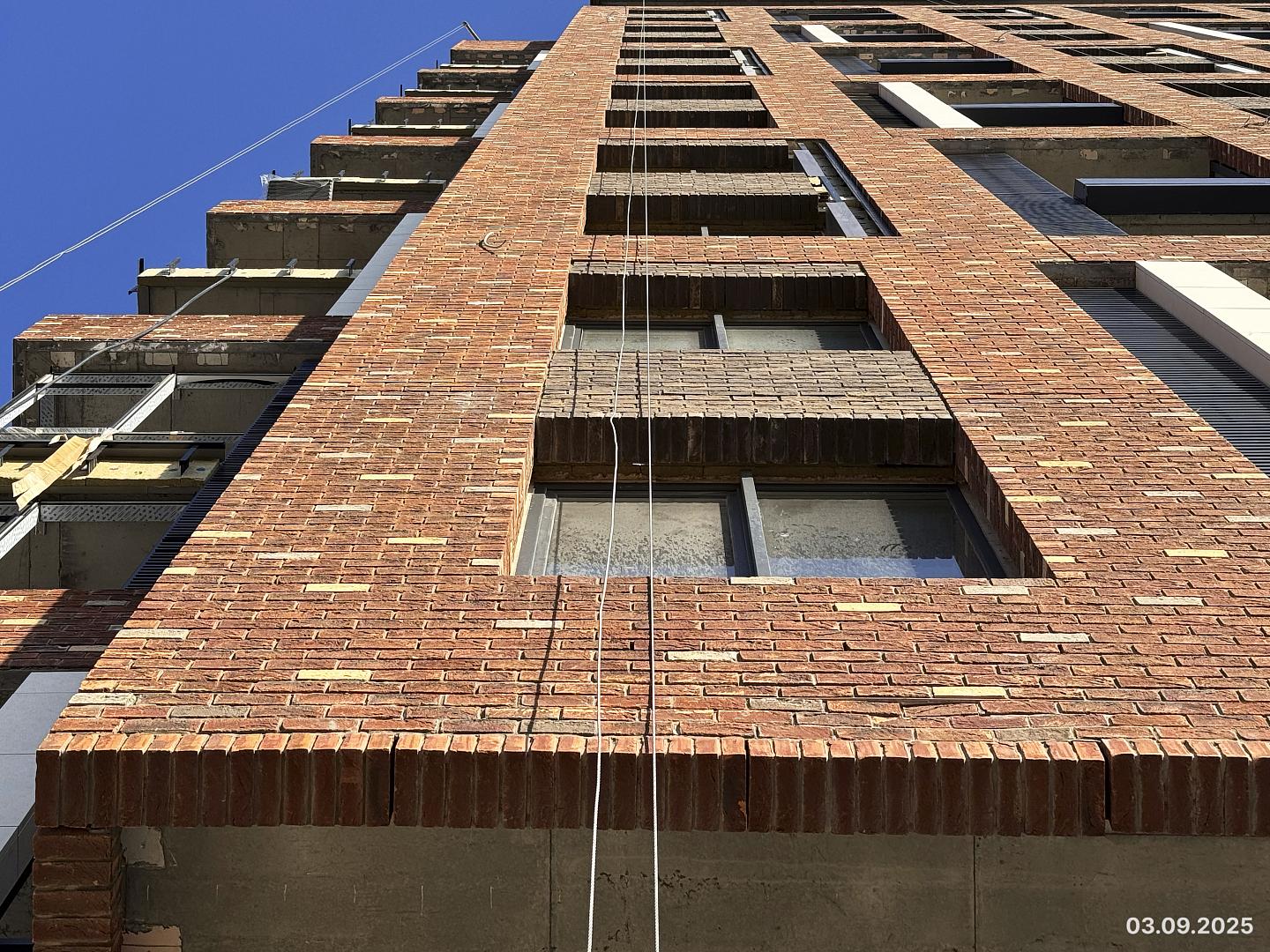 Сентябрь 2025